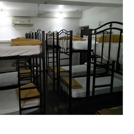 Hostel Mumbai By Maharana Inn-2